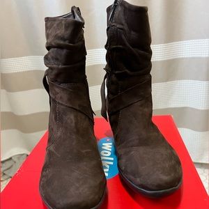 Dewolky heeled boots